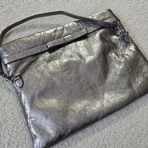 147. Removable Strap Purse
